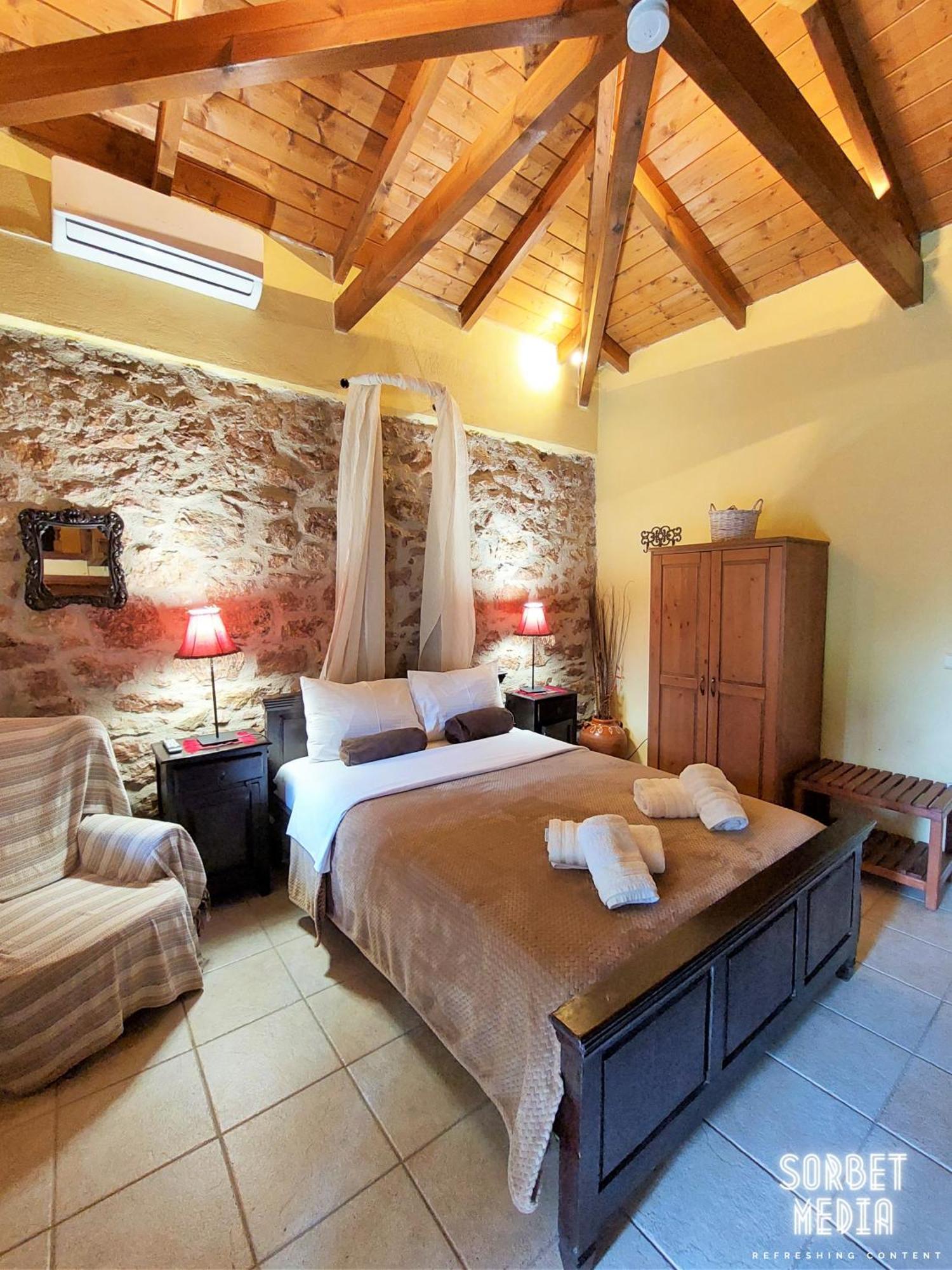 Theopetra Home Quarto foto